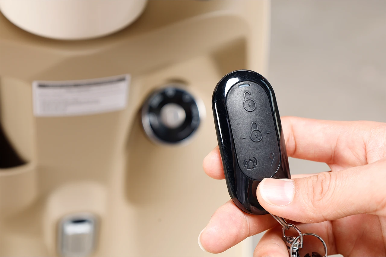 Ảnh phần dưới- Remote YADEA iCANDY